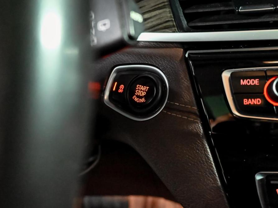 BMW X1 II (F48) Рестайлинг Екатеринбург  - изображение 17