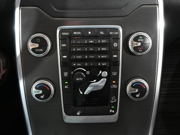 Volvo XC70 II Рестайлинг с пробегом 2014 года, цена 2 049 000 рублей, 132330 км, универсал, Автокод Объявления