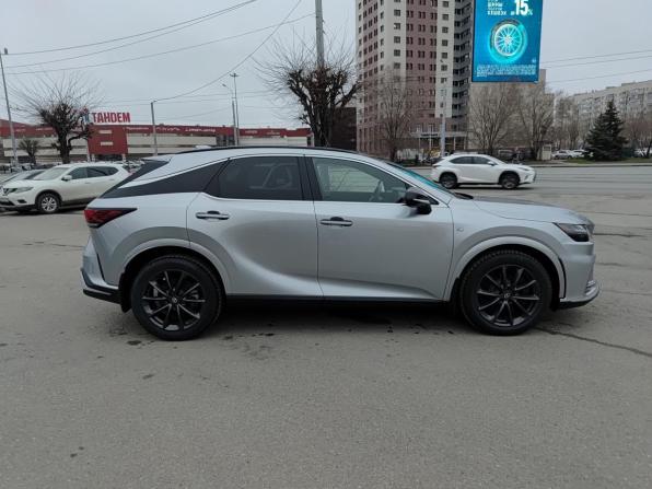 Lexus RX V с пробегом 2022 года, цена 8 118 000 рублей, 15741 км, внедорожник, Автокод Объявления