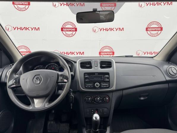 Renault Sandero II с пробегом 2017 года, цена 989 000 рублей, 119961 км, хэтчбек, Автокод Объявления