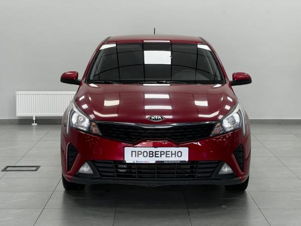 Kia Rio IV Рестайлинг с пробегом 2020 года, цена 1 480 000 рублей, 94581 км, седан, Автокод Объявления