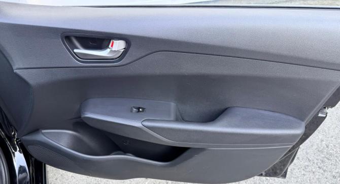 Hyundai Solaris II Рестайлинг с пробегом 2021 года, цена 1 360 000 рублей, 95018 км, седан, Автокод Объявления
