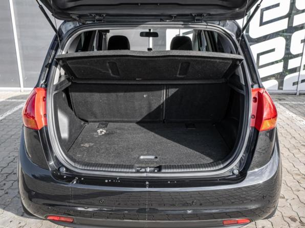 Kia Venga I с пробегом 2011 года, цена 910 000 рублей, 210288 км, компактвэн, Автокод Объявления