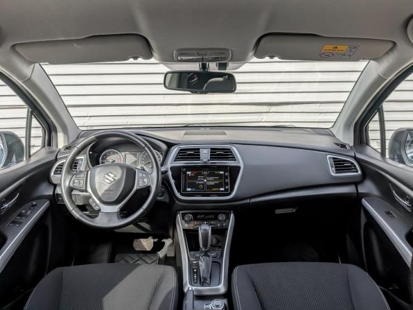 Suzuki SX4 II (S-Cross) Рестайлинг с пробегом 2019 года, цена 1 960 000 рублей, 69818 км, хэтчбек, Автокод Объявления