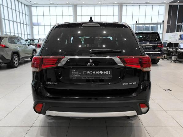 Mitsubishi Outlander III Рестайлинг 2 с пробегом 2018 года, цена 1 899 000 рублей, 118154 км, внедорожник, Автокод Объявления