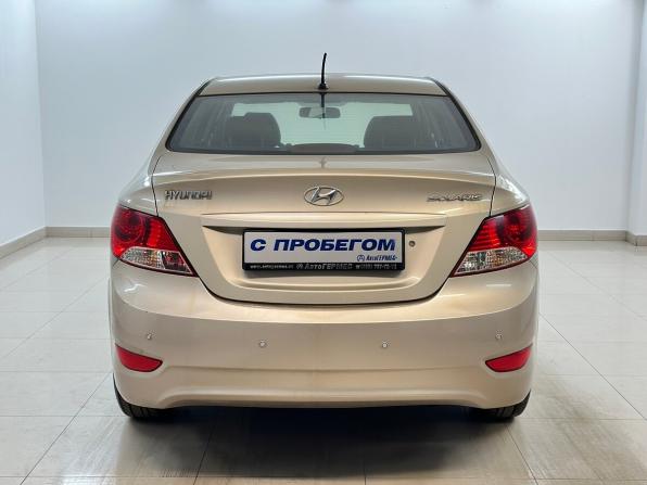 Hyundai Solaris I с пробегом 2014 года, цена 790 000 рублей, 159842 км, седан, Автокод Объявления