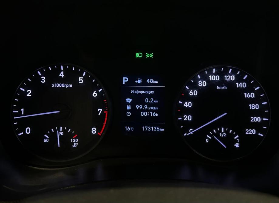 Hyundai Solaris II Санкт-Петербург  - изображение 16