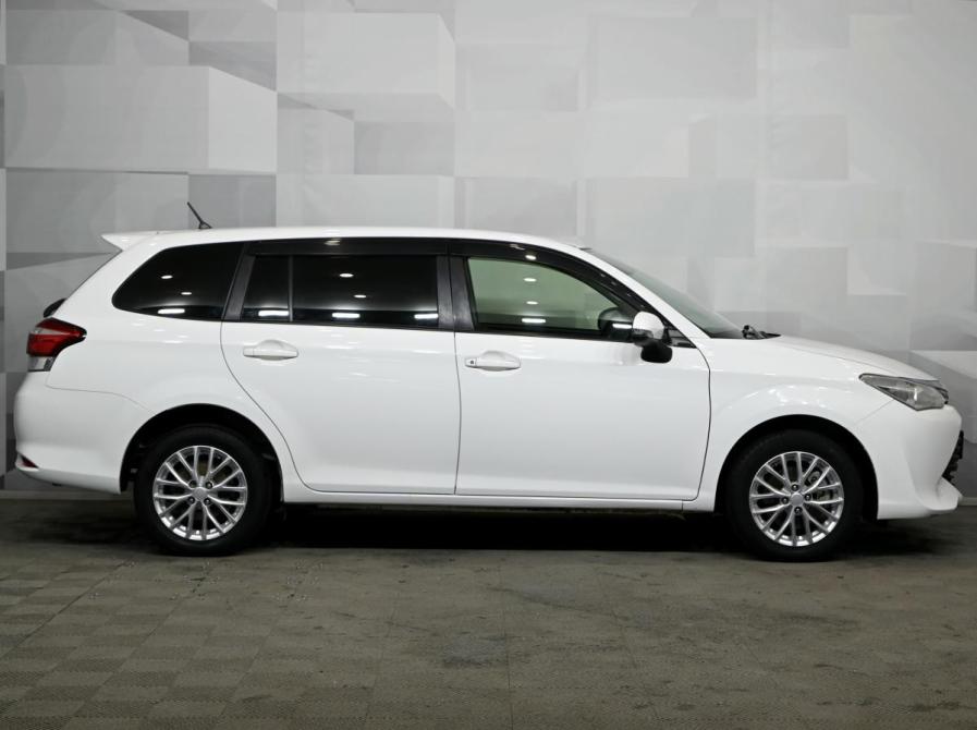 Toyota Corolla XI (E160 E170) Рестайлинг 2 Екатеринбург  - изображение 9