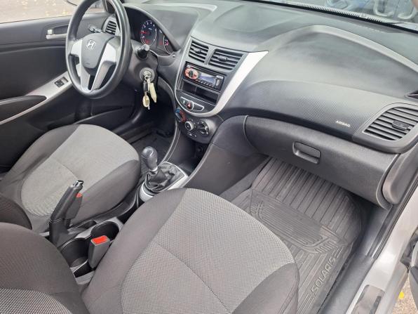 Hyundai Solaris I с пробегом 2012 года, цена 790 000 рублей, 137477 км, хэтчбек, Автокод Объявления