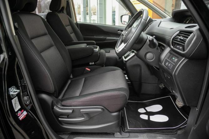 Nissan Serena V (C27) с пробегом 2017 года, цена 1 798 000 рублей, 98000 км, минивэн, Автокод Объявления
