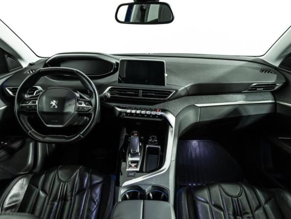 Peugeot 3008 II с пробегом 2018 года, цена 1 715 000 рублей, 174174 км, внедорожник, Автокод Объявления