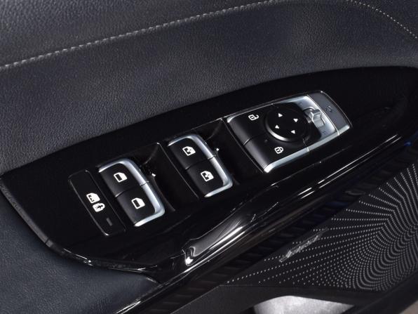 Kia K5 III с пробегом 2020 года, цена 2 995 995 рублей, 88835 км, седан, Автокод Объявления