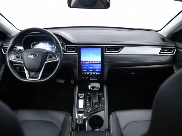 JAC J7 I с пробегом 2023 года, цена 1 390 000 рублей, 31737 км, лифтбек, Автокод Объявления