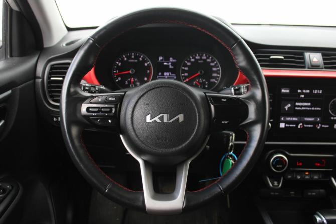 Kia Rio IV Рестайлинг с пробегом 2022 года, цена 1 750 000 рублей, 78000 км, седан, Автокод Объявления