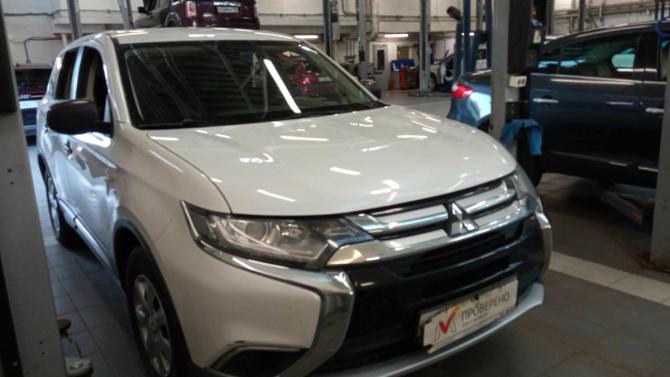 Mitsubishi Outlander III Рестайлинг 2 с пробегом 2017 года, цена 1 590 000 рублей, 151508 км, внедорожник, Автокод Объявления