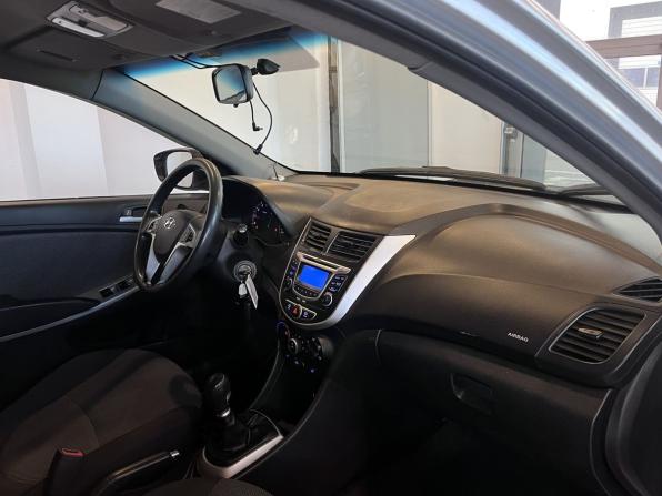 Hyundai Solaris I с пробегом 2011 года, цена 545 000 рублей, 269609 км, хэтчбек, Автокод Объявления