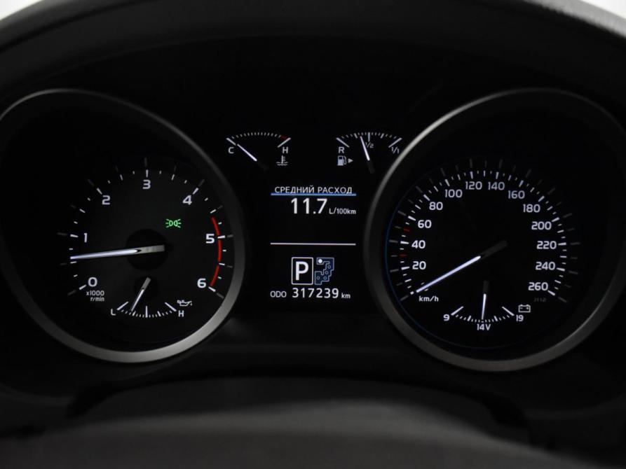 Toyota Land Cruiser 200 Series Рестайлинг 1 Санкт-Петербург  - изображение 22