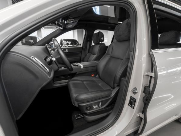 Li Auto (Lixiang) L6 с пробегом 2024 года, цена 5 440 000 рублей, 48096 км, внедорожник, Автокод Объявления