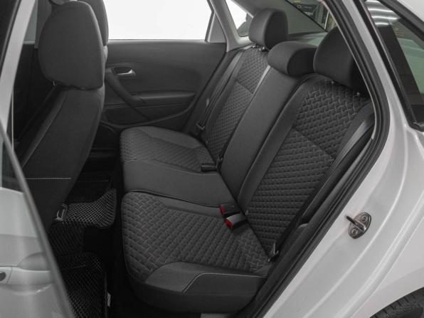 Volkswagen Polo V Рестайлинг с пробегом 2018 года, цена 1 129 000 рублей, 130548 км, седан, Автокод Объявления
