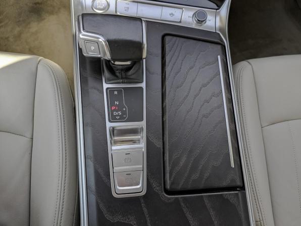 Audi A6 V (C8) с пробегом 2019 года, цена 3 795 000 рублей, 65002 км, седан, Автокод Объявления