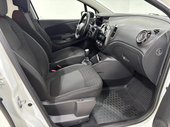 Renault Kaptur I с пробегом 2020 года, цена 1 490 000 рублей, 103550 км, внедорожник, Автокод Объявления
