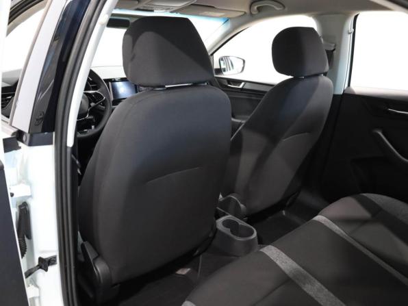 Skoda Rapid II с пробегом 2020 года, цена 1 649 500 рублей, 93421 км, лифтбек, Автокод Объявления