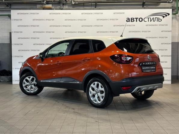 Renault Kaptur I с пробегом 2016 года, цена 1 299 000 рублей, 108342 км, внедорожник, Автокод Объявления