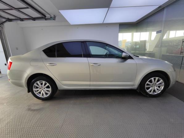 Skoda Octavia III (A7) с пробегом 2013 года, цена 890 000 рублей, 141500 км, лифтбек, Автокод Объявления