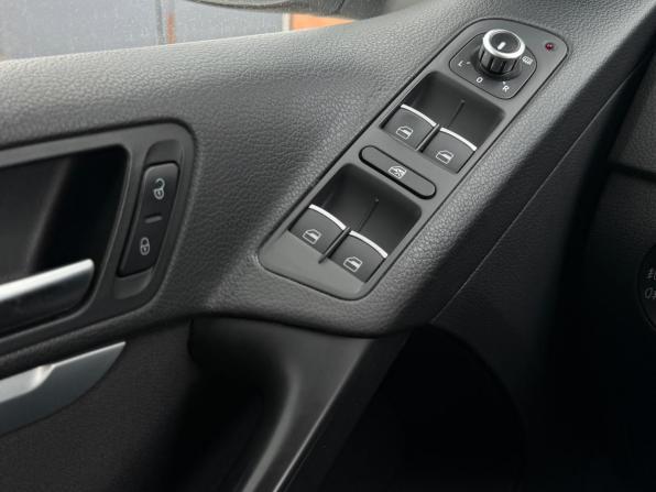 Volkswagen Tiguan I Рестайлинг с пробегом 2015 года, цена 1 500 000 рублей, 225000 км, внедорожник, Автокод Объявления