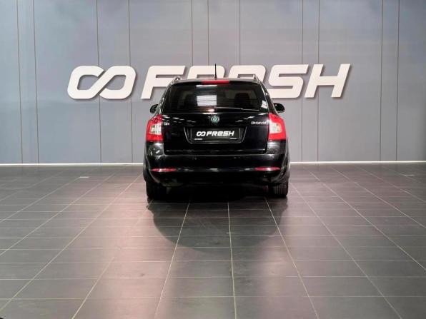 Skoda Octavia II (A5) Рестайлинг с пробегом 2012 года, цена 700 000 рублей, 203850 км, универсал, Автокод Объявления