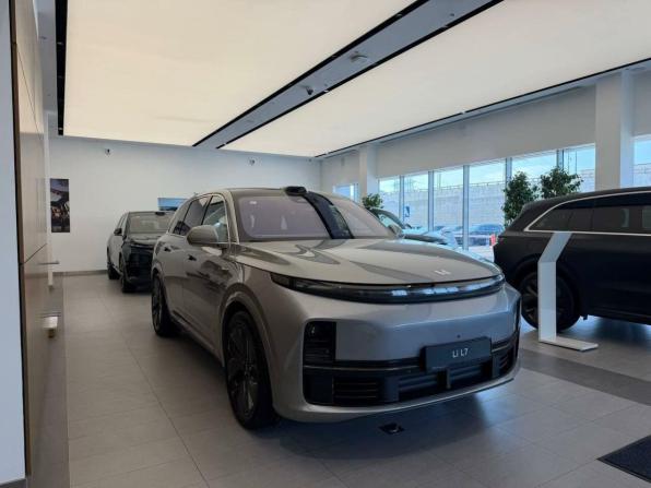 Новый Li Auto (Lixiang) L7 I Рестайлинг 2025 года, цена 10 690 000 рублей, внедорожник, Автокод Объявления