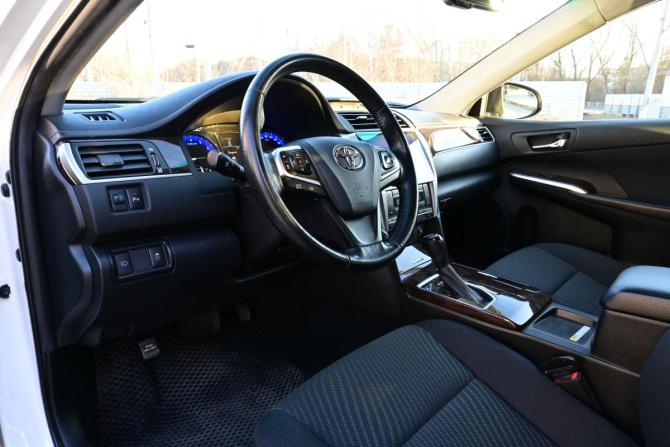 Toyota Camry VII (XV50) Рестайлинг 2 с пробегом 2017 года, цена 2 345 000 рублей, 92823 км, седан, Автокод Объявления