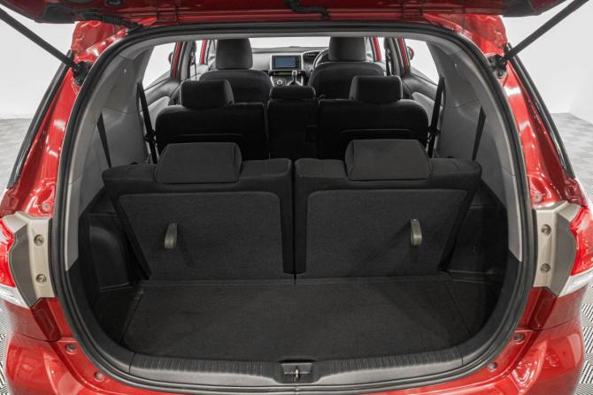 Toyota Wish II с пробегом 2010 года, цена 1 349 000 рублей, 143000 км, минивэн, Автокод Объявления