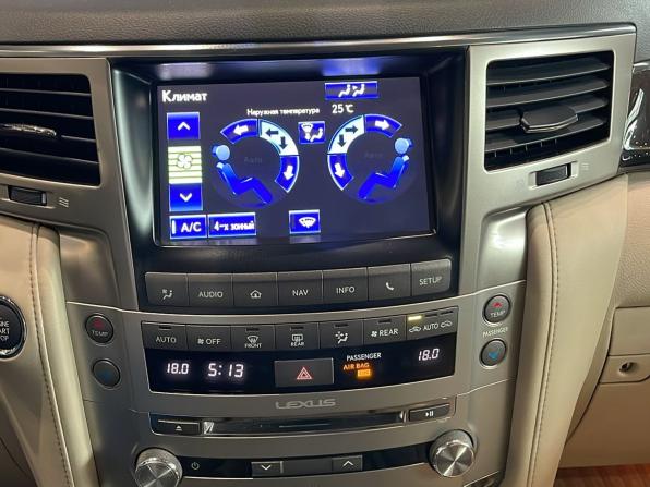 Lexus LX III Рестайлинг с пробегом 2015 года, цена 5 950 000 рублей, 220210 км, внедорожник, Автокод Объявления