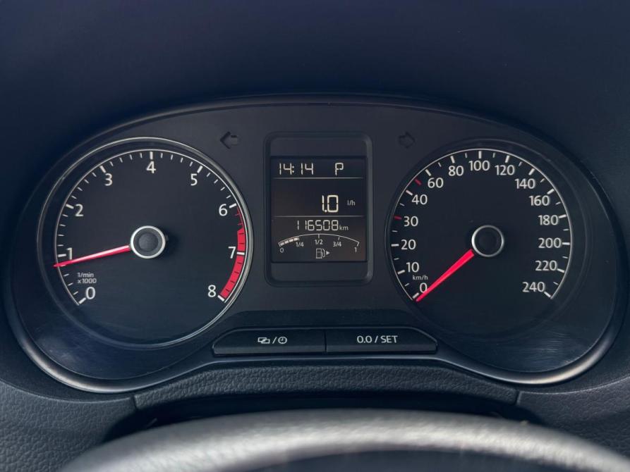 Volkswagen Polo V Рестайлинг Санкт-Петербург  - изображение 15