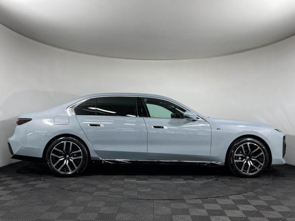 BMW 7 серии VII (G70) с пробегом 2025 года, цена 14 697 777 рублей, 12547 км, седан, Автокод Объявления
