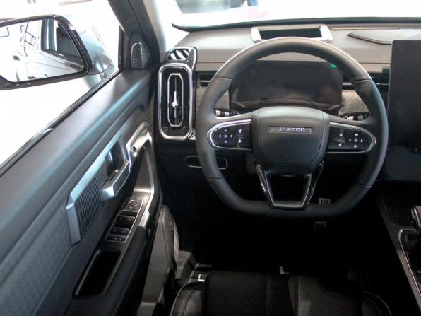 Jaecoo J7 I с пробегом 2024 года, цена 3 289 900 рублей, 6500 км, внедорожник, Автокод Объявления