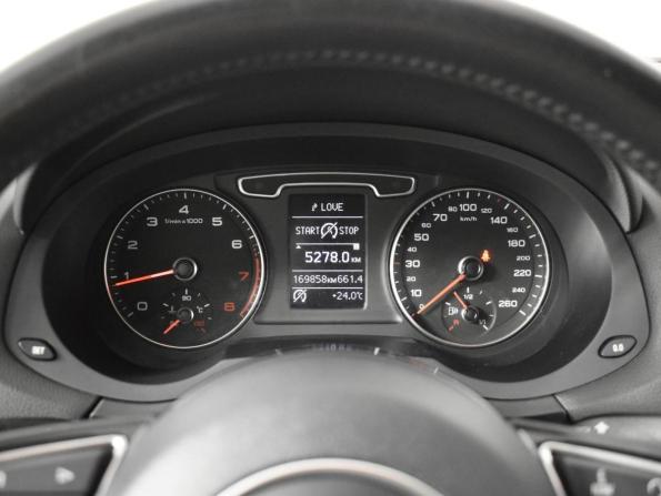 Audi Q3 I (8U) с пробегом 2014 года, цена 1 575 200 рублей, 169858 км, внедорожник, Автокод Объявления