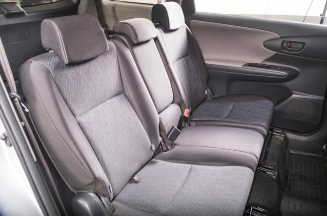 Toyota Wish II с пробегом 2012 года, цена 1 299 000 рублей, 178000 км, минивэн, Автокод Объявления