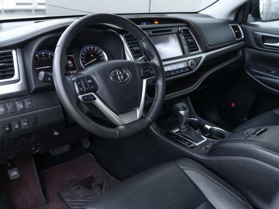 Toyota Highlander III (XU50) Рестайлинг Москва  - изображение 18