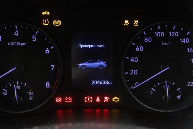 Hyundai Solaris II с пробегом 2019 года, цена 1 200 000 рублей, 204638 км, седан, Автокод Объявления