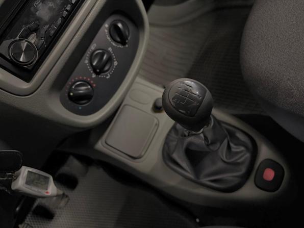 Renault Symbol I Рестайлинг 2 с пробегом 2006 года, цена 280 000 рублей, 197189 км, седан, Автокод Объявления