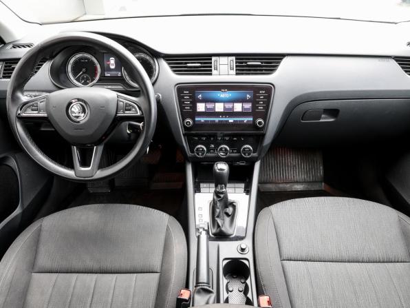 Skoda Octavia III (A7) Рестайлинг с пробегом 2018 года, цена 2 749 000 рублей, 20383 км, лифтбек, Автокод Объявления