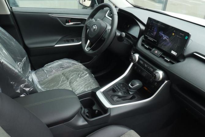 Toyota RAV4 V (XA50) с пробегом 2025 года, цена 4 350 000 рублей, 10 км, внедорожник, Автокод Объявления