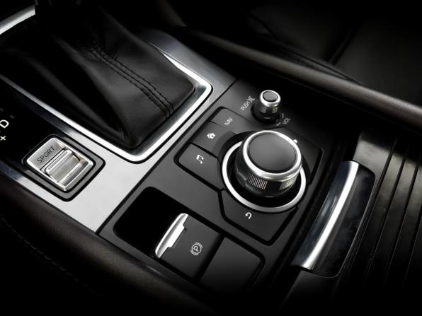 Mazda 6 III (GJ) с пробегом 2015 года, цена 1 990 000 рублей, 91720 км, седан, Автокод Объявления