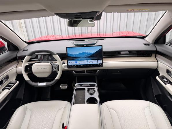 JETOUR DASHING I с пробегом 2024 года, цена 2 990 000 рублей, 3390 км, внедорожник, Автокод Объявления