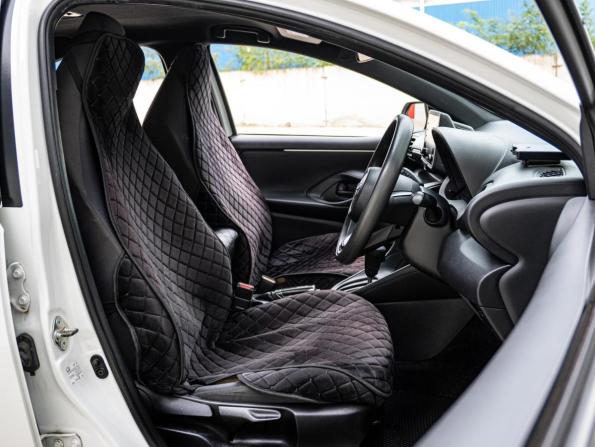 Toyota Yaris IV с пробегом 2021 года, цена 1 198 000 рублей, 77021 км, хэтчбек, Автокод Объявления