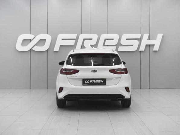 Kia Ceed III с пробегом 2019 года, цена 1 599 000 рублей, 97490 км, хэтчбек, Автокод Объявления