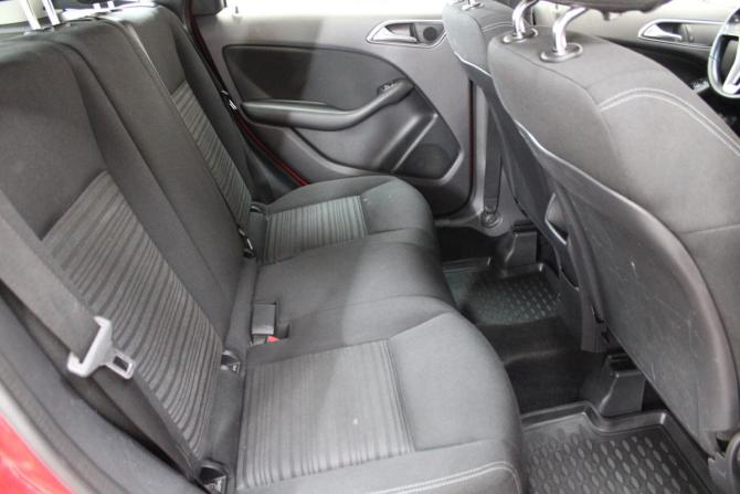 Mercedes-Benz B-Класс II (W246) с пробегом 2013 года, цена 1 065 000 рублей, 187737 км, хэтчбек, Автокод Объявления