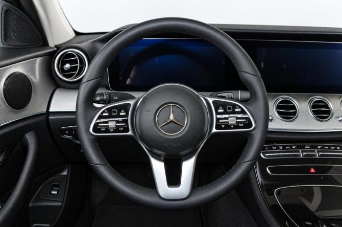 Mercedes-Benz E-Класс V (W213 S213 C238) с пробегом 2018 года, цена 2 749 000 рублей, 160000 км, седан, Автокод Объявления